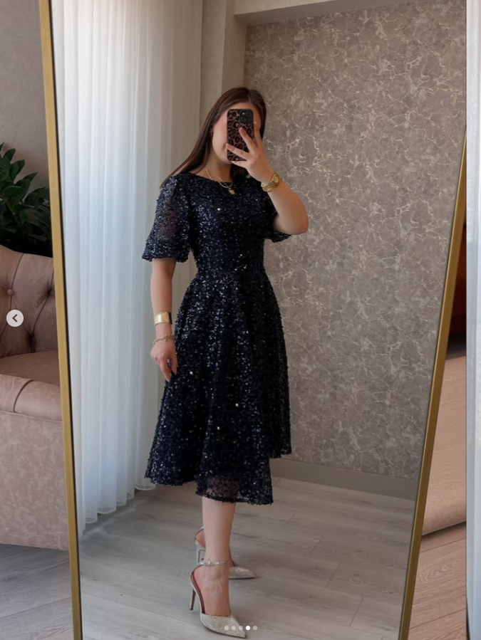 ROCHIE ASMARA